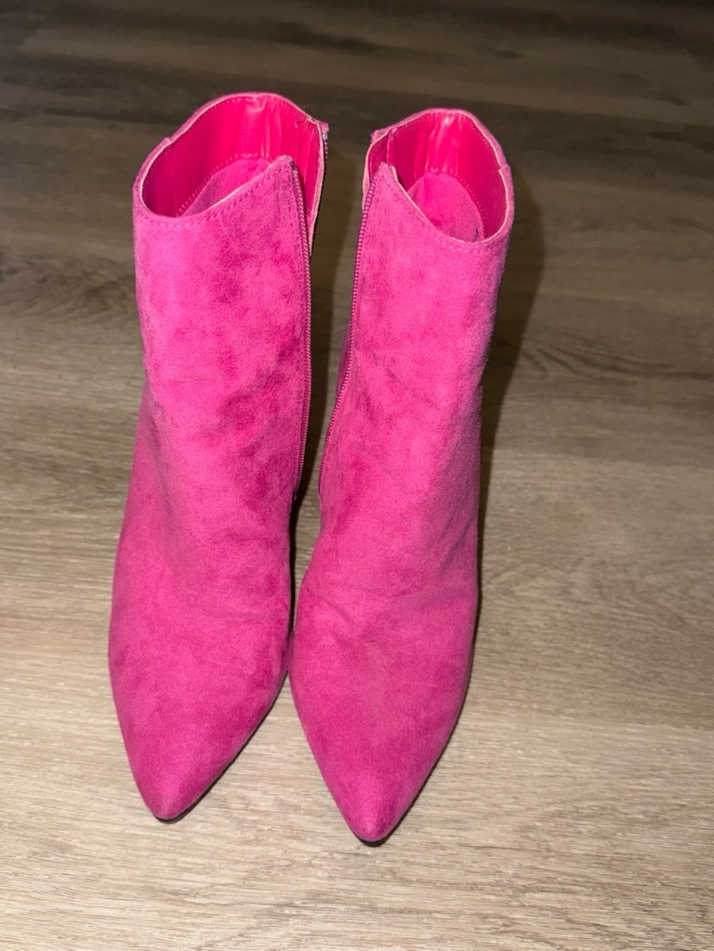 Shoe Dazzle Vibrant Pink Suede Pointed Toe Ankle Booties